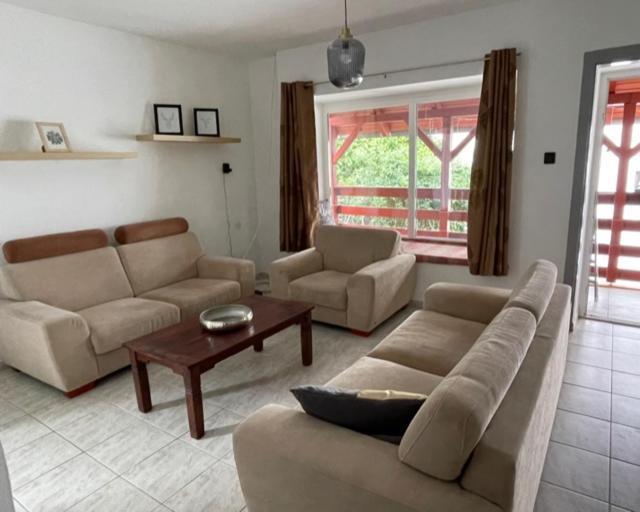 Boni Apartman Miskolc Luaran gambar