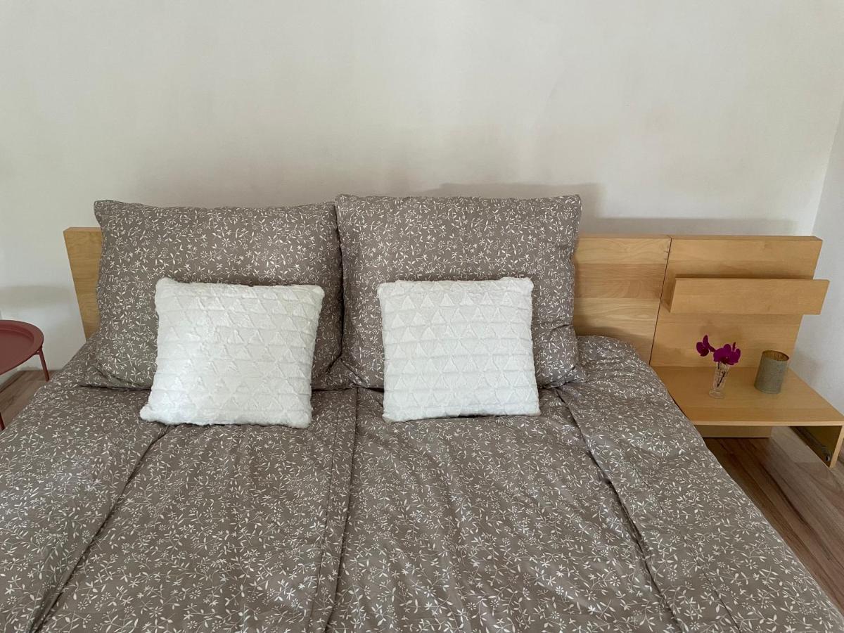Boni Apartman Miskolc Luaran gambar