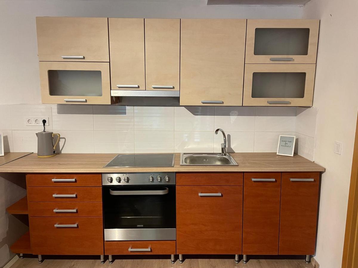 Boni Apartman Miskolc Luaran gambar