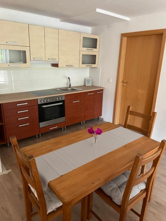 Boni Apartman Miskolc Luaran gambar